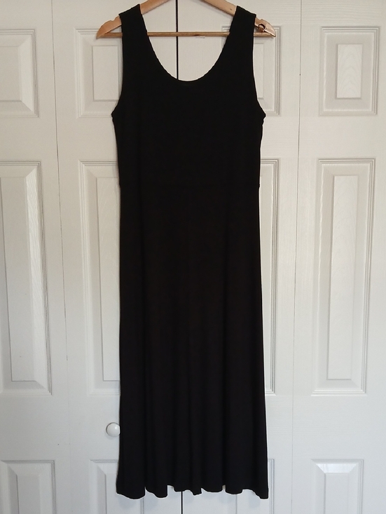 Karen Millen Dresses & Skirts - Karen Millen Classic Black Dress